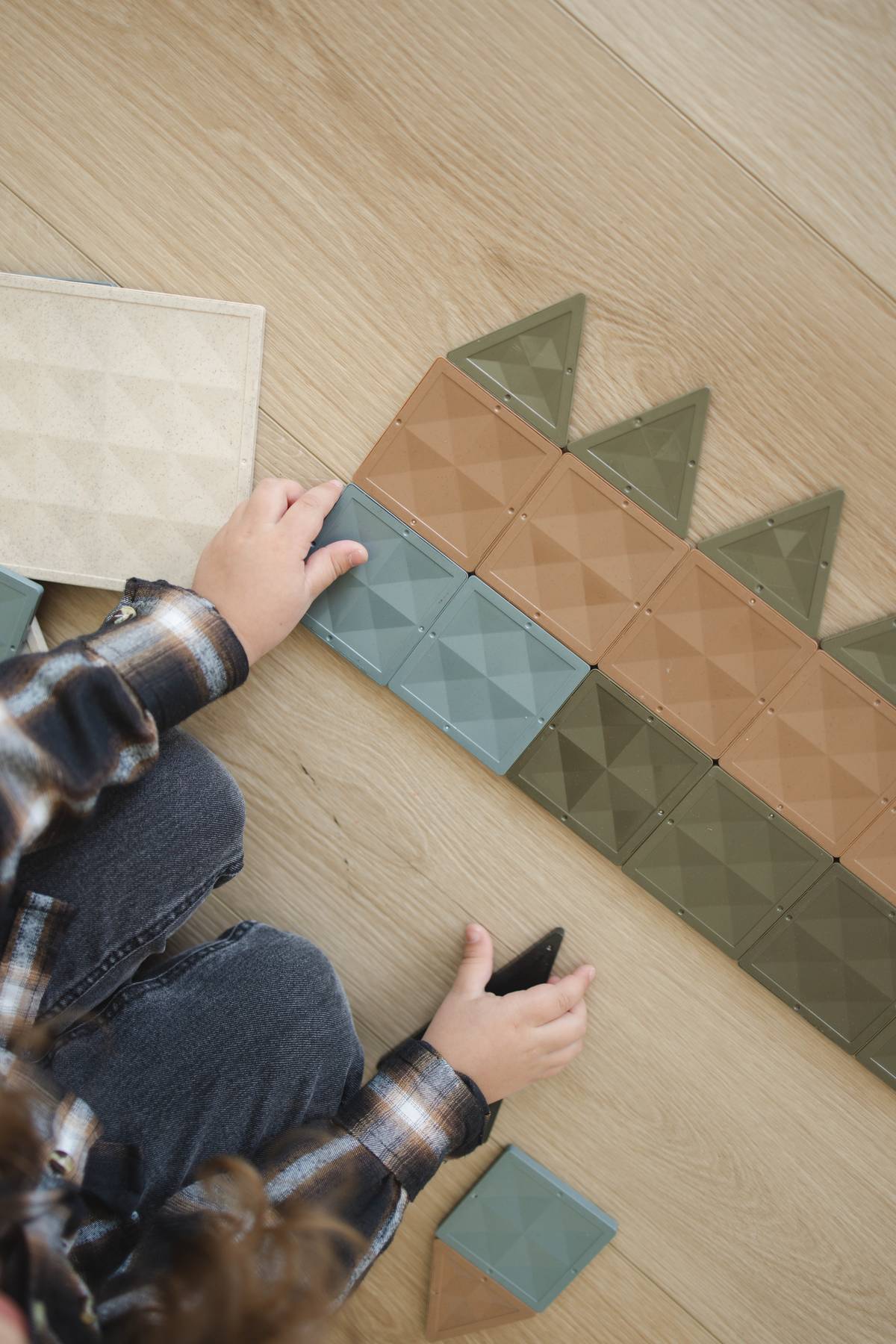 Earth Collection Wheat Straw Magnetic Tiles- 52 piece set
